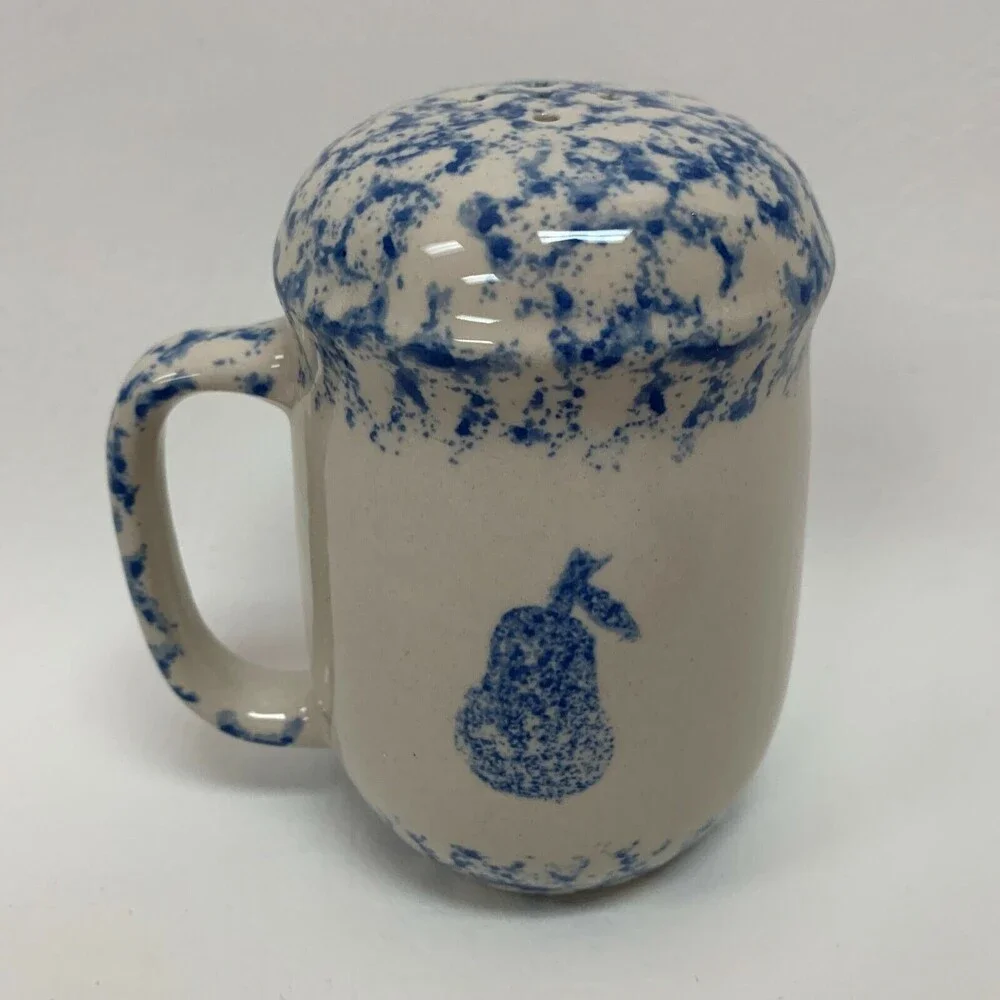 Salt or Pepper Shaker Beige Blue Spongeware‎ Rooster 4 3/8